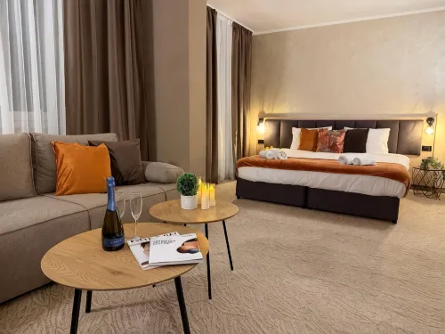 Hotel NIRA - 2-Star