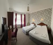 The Embassy Hotel - Wifi