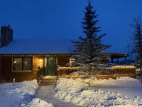 Cozy Two Bedroom Cabin Mountain Getaway! - Chalets