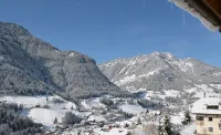 Beautiful attic apartment - Free WIFI - 3 stjerner