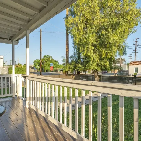 Sprawling Downtown Redlands Retreat Central to all Schools, Hospitals & Events