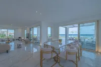 Royal Villa on the beach - วิลล่า