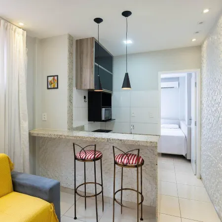 Apt in Downtown 150m from the Sea Tib0404