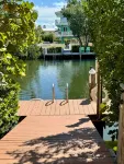 Beach+Dock+Pool with Heater & Chiller +Pets+Firepit+TiKiBar+Generous Parking - 피트니스 시설