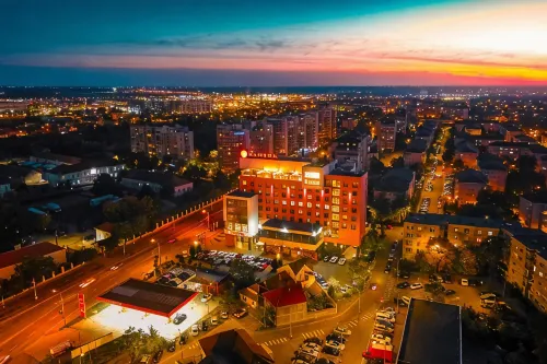 Ramada by Wyndham Oradea - 4-Star