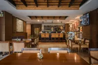 CityHotel, Thimphu - Bares