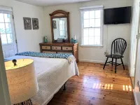 Private Beach on Nantucket Sound - Walk to Beach, Town, Harbor! Free EV Charging - 2 Sao