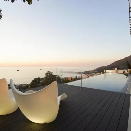 CB-One Luxury Stay