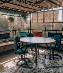 Maple Social Hubz-Hostel