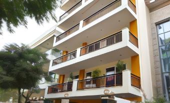 BedChambers Serviced Apartments, Sector 38
