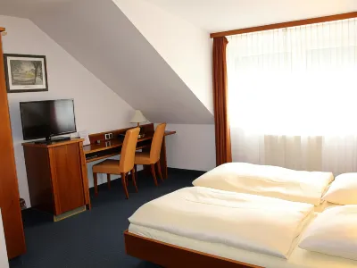 City Hotel Stuttgart Отели в г. Дегерлох