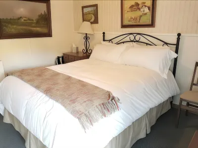 Cozy Mountain Motel 