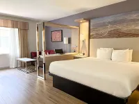 Best Western Diamond Bar Hotel & Suites Hotel dekat Massage Envy Spa Diamond Bar