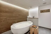 Hotel Regina Titlis, a Trademark Collection by Wyndham - ที่มีสปา