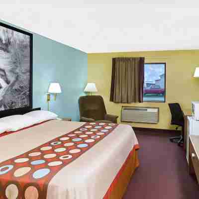 Super 8 by Wyndham Crete Rooms