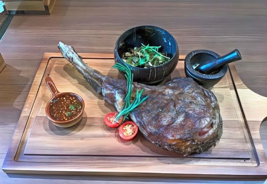 4. 4 멍키스 호텔..