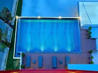 Hotel Santika Palu - piscina