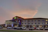 Holiday Inn Express & Suites le Mars Hotels in Le Mars