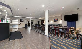 Microtel Inn & Suites by Wyndham Manistee