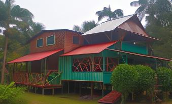 Hostal Buho Amazonas Tours