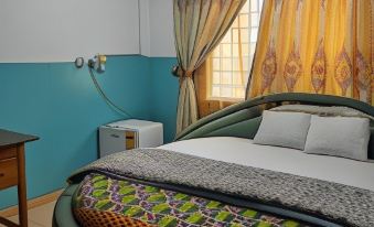 Elizz Guest House