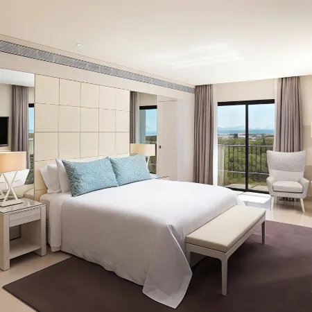 Pine Cliffs Ocean Suites, a Luxury Collection Resort & Spa, Algarve