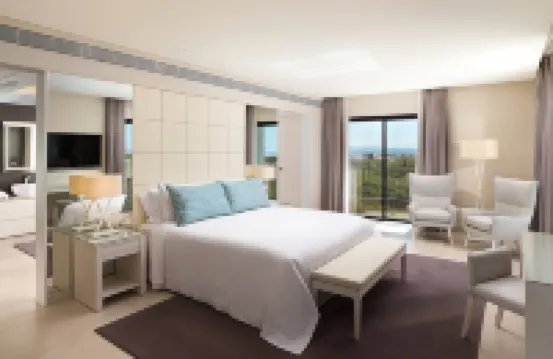 Pine Cliffs Ocean Suites, a Luxury Collection Resort & Spa, Algarve