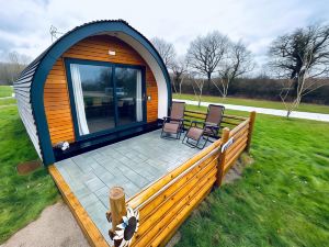 Luxury Pod Cabin in Beautiful Surroundings Wrexham