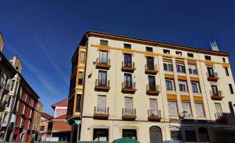 Pension Sandoval