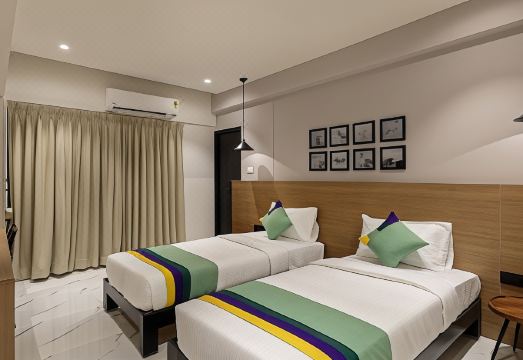 Treebo Premium Vapr Ashok Nagar Hotel Overview
