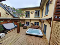 Le Patio de Luchon Hotels in Bagnères-de-Luchon
