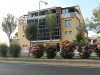 Erasmus Hotel Hotels near Diga Comunelli - Area Attrezzata