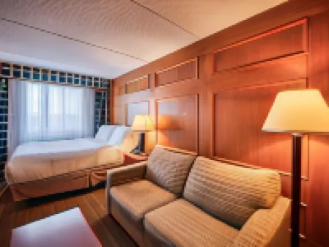 Amenida Residences Calgary カルガリーのホテル