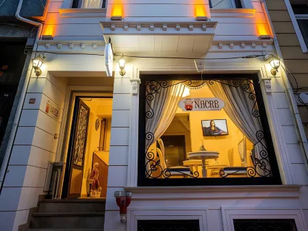 Nacre Residence