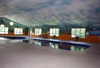 Cabot Inn & Suites - Pools