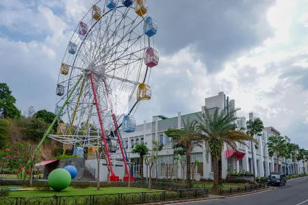 Rit's Garden @ CitraGrand Semarang Mitra RedDoorz Отели в г. Tembalang