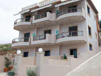 Aenaon Rooms Hotels in Nea Tirintha