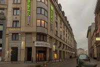 Holiday Inn Express Brussels - Grand-Place Hotel dekat Gare Du Luxembourg