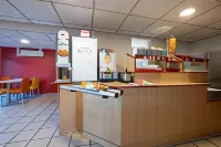 Premiere Classe Angers Ouest - BEAUCOUZÉ - breakfast
