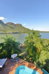 The Shore House - con vistas a la montaña