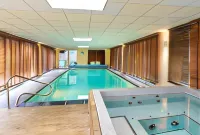 Ibis Budget Morlaix - ที่มีสระว่ายน้ำ