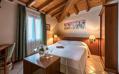 Hotel Corte Regina فنادق في سيرميون
