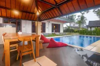 Batuan Village Hotels in Sukawati District