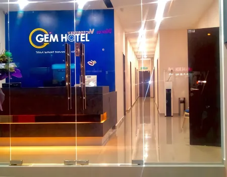Gem Hotel Nusajaya Отели рядом с достопримечательностью «Университет Ридинг Малайзия»