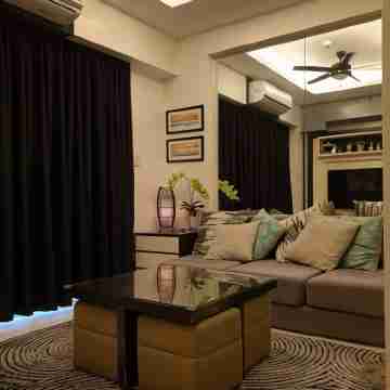 Luxurious Family Room Pico de Loro Rooms