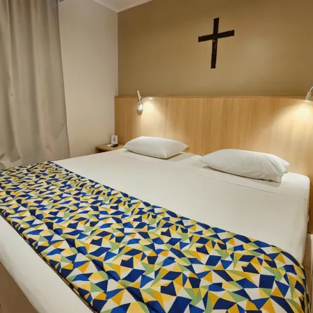 Hotel Rainha Dos Apóstolos