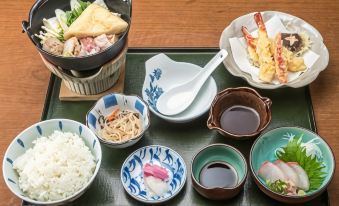 5. OYO 료칸 미..