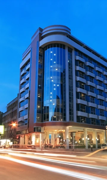 รูปภาพของโรงแรมโกลเด้น คราวน์ แกรนด์