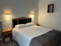 Hotel de France Hotels in Gruissan