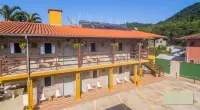 Pousada Pataxó Hotels near Praia das Toninhas